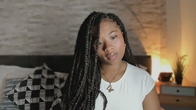 Snapshot of Anneth__M chatting on 02-10-26, 07:35 Anneth M online show from 02-10-26, 07:35