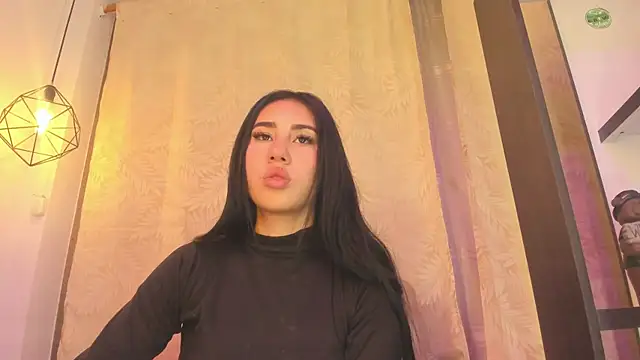 Snapshot of Chanttall_ chatting on 01-18-25, 04:48 Chanttall  online show from 01-18-25, 04:48