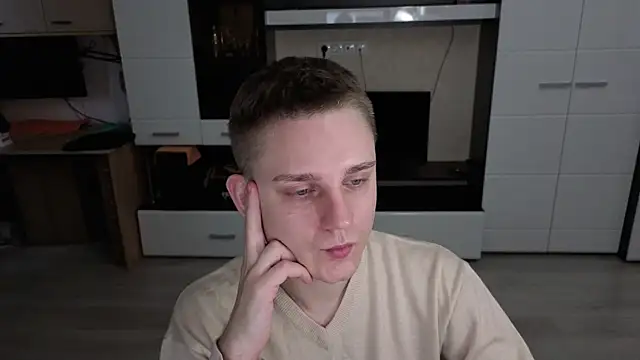 Snapshot of angryzan chatting on 11-06-25, 04:38 angryzan online show from 11-06-25, 04:38