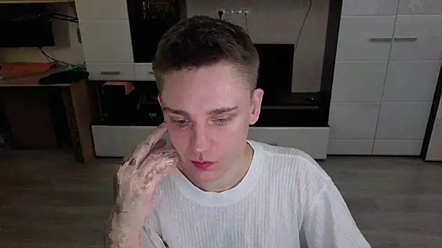 Snapshot of angryzan chatting on 11-05-25, 07:11 angryzan online show from 11-05-25, 07:11