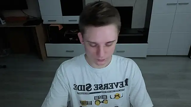 Snapshot of angryzan chatting on 12-03-25, 04:46 angryzan online show from 12-03-25, 04:46