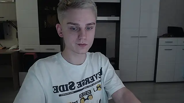angryzan online show from 02-18-25, 10:49