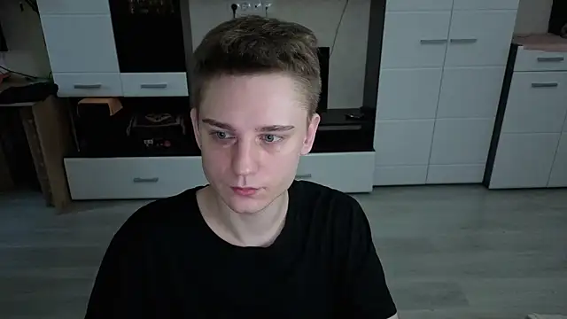 Snapshot of angryzan chatting on 12-01-25, 05:41 angryzan online show from 12-01-25, 05:41