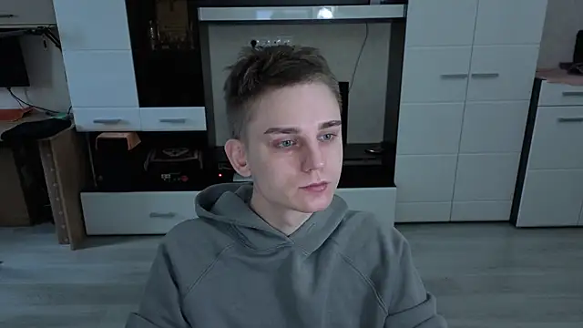 Snapshot of angryzan chatting on 11-24-25, 06:13 angryzan online show from 11-24-25, 06:13