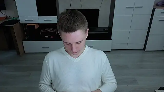 Snapshot of angryzan chatting on 11-13-25, 07:01 angryzan online show from 11-13-25, 07:01