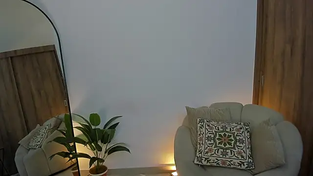 SofiMeza online show from 02-05-26, 04:36