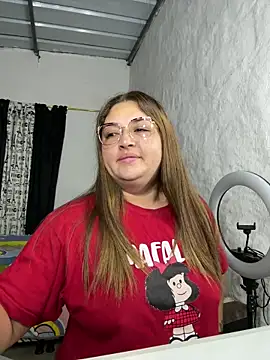 Snapshot of Sofia_Queen17 chatting on 05-23-26, 10:36 Sofia Queen17 online show from 05-23-26, 10:36