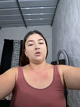 Snapshot of Sofia_Queen17 chatting on 05-10-26, 10:41 Sofia Queen17 online show from 05-10-26, 10:41