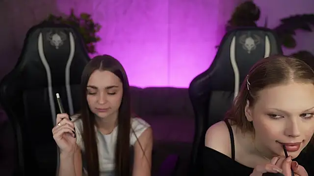 Snapshot of Lana_Pulse chatting on 03-31-26, 02:30 Lana Pulse online show from 03-31-26, 02:30