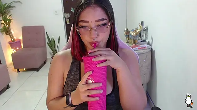 littleangel1 m online show from 02-04-25, 10:02
