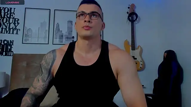 Snapshot of seancarreraa chatting on 12-05-25, 02:32 seancarreraa online show from 12-05-25, 02:32