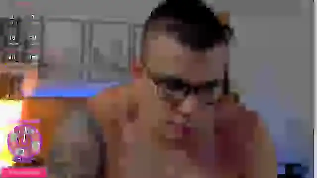 Snapshot of seancarreraa chatting on 09-09-25, 04:11 seancarreraa online show from 09-09-25, 04:11
