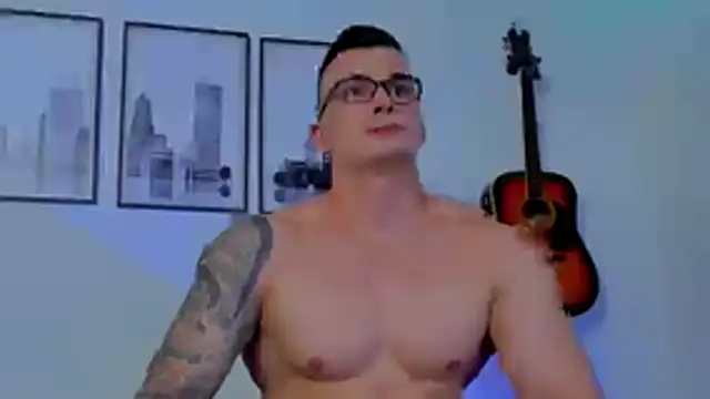 Snapshot of seancarreraa chatting on 02-10-26, 11:04 seancarreraa online show from 02-10-26, 11:04