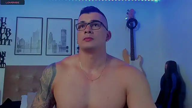 Snapshot of seancarreraa chatting on 10-07-25, 03:18 seancarreraa online show from 10-07-25, 03:18