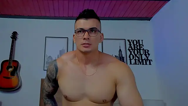 Snapshot of seancarreraa chatting on 12-28-24, 04:30 seancarreraa online show from 12-28-24, 04:30