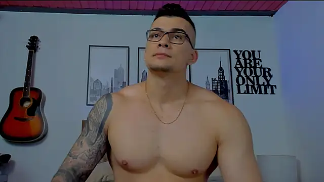 Snapshot of seancarreraa chatting on 01-02-25, 11:20 seancarreraa online show from 01-02-25, 11:20
