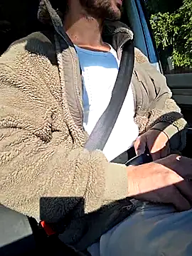 Zeefy online show from 10-04-25, 07:54