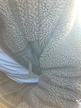 Zeefy online show from 10-03-25, 07:32