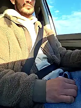 Zeefy online show from 11-01-25, 07:24