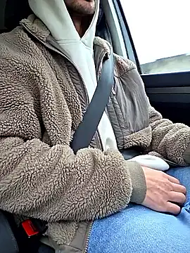 Zeefy online show from 10-16-25, 07:38