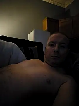 Snapshot of walker1979 chatting on 02-01-26, 02:43 walker1979 online show from 02-01-26, 02:43