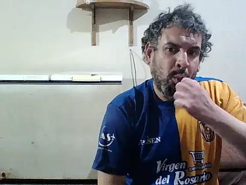 Rodrigo happy online show from 09-11-25, 03:28