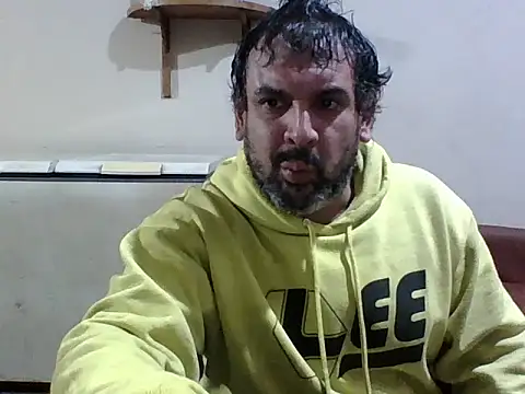 Rodrigo happy online show from 09-10-25, 02:43