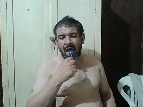 Rodrigo happy online show from 10-15-25, 01:59