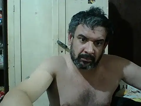 Rodrigo happy online show from 10-22-25, 03:17