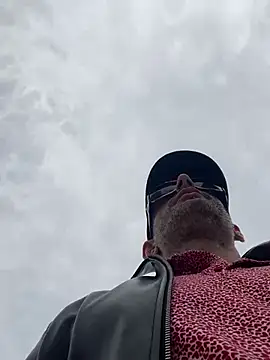 hailzeffn online show from 04-12-26, 09:51