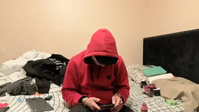 hailzeffn online show from 10-28-25, 01:39