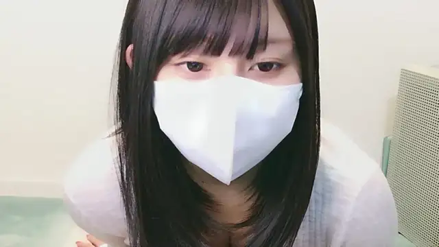 Snapshot of YUTSU_KI chatting on 10-23-25, 02:05 YUTSU KI online show from 10-23-25, 02:05