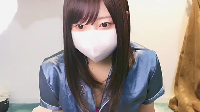 Snapshot of YUTSU_KI chatting on 02-01-25, 06:19 YUTSU KI online show from 02-01-25, 06:19