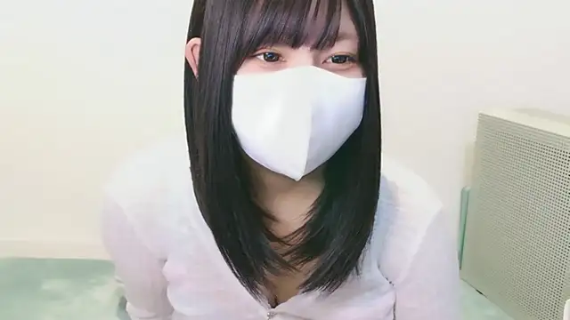 Snapshot of YUTSU_KI chatting on 10-15-25, 03:20 YUTSU KI online show from 10-15-25, 03:20