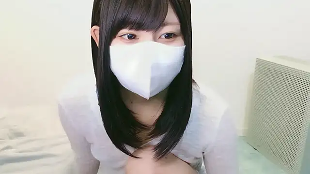 Snapshot of YUTSU_KI chatting on 10-03-25, 10:00 YUTSU KI online show from 10-03-25, 10:00