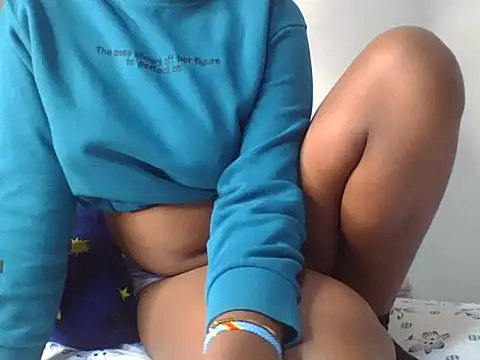 Snapshot of prettynina chatting on 04-28-26, 10:47 prettynina online show from 04-28-26, 10:47