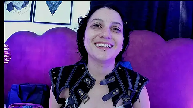 Snapshot of sophy_rock chatting on 07-21-26, 02:29 sophy rock online show from 07-21-26, 02:29