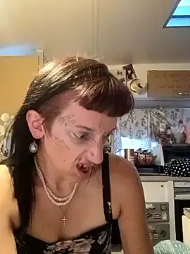Snapshot of whitetrashdirtyslut chatting on 04-08-26, 02:51 whitetrashdirtyslut online show from 04-08-26, 02:51