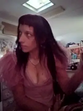Snapshot of whitetrashdirtyslut chatting on 04-10-26, 01:51 whitetrashdirtyslut online show from 04-10-26, 01:51