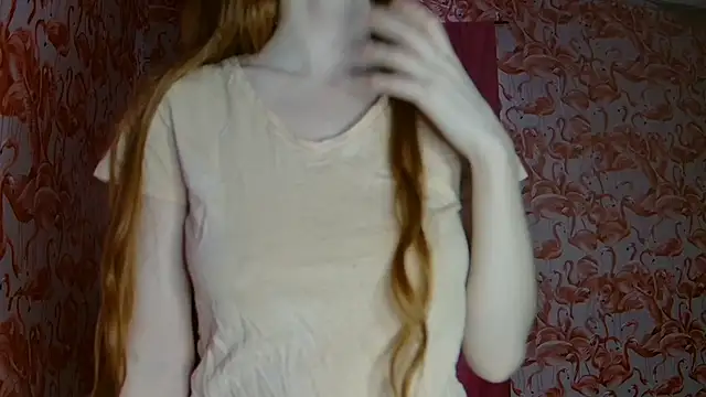 Snapshot of strawberrysmoothie chatting on 05-31-26, 10:21 strawberrysmoothie online show from 05-31-26, 10:21