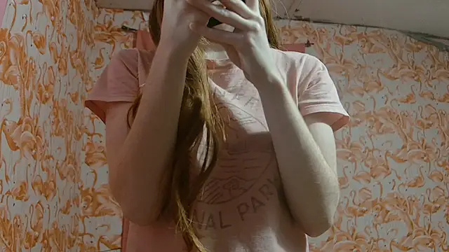 strawberrysmoothie online show from 12-14-25, 10:37