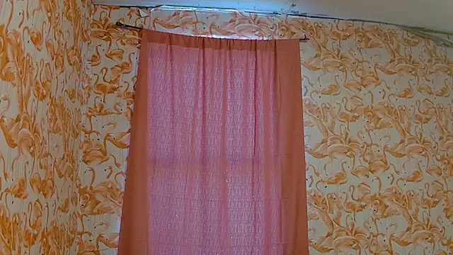 strawberrysmoothie online show from 11-04-25, 08:34