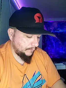 Snapshot of Spunonymous chatting on 03-21-25, 11:56 Spunonymous online show from 03-21-25, 11:56