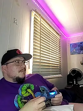 Snapshot of Spunonymous chatting on 02-28-25, 08:07 Spunonymous online show from 02-28-25, 08:07