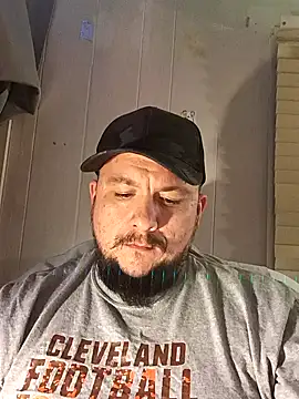 Snapshot of Spunonymous chatting on 10-12-25, 09:21 Spunonymous online show from 10-12-25, 09:21