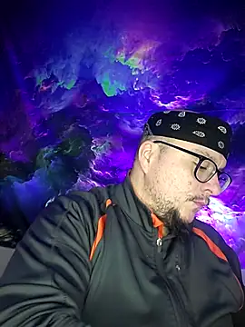 Snapshot of Spunonymous chatting on 02-25-25, 05:41 Spunonymous online show from 02-25-25, 05:41