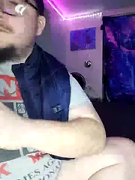 Snapshot of Spunonymous chatting on 03-01-25, 11:58 Spunonymous online show from 03-01-25, 11:58