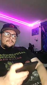 Snapshot of Spunonymous chatting on 03-09-25, 08:29 Spunonymous online show from 03-09-25, 08:29