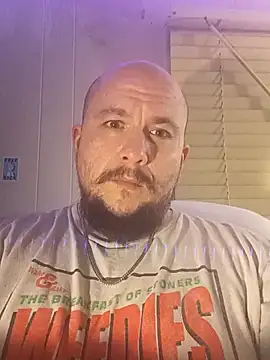 Snapshot of Spunonymous chatting on 10-03-25, 02:59 Spunonymous online show from 10-03-25, 02:59