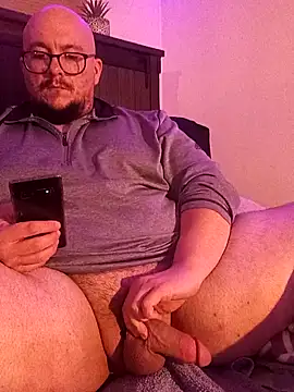 Snapshot of Spunonymous chatting on 11-02-25, 10:53 Spunonymous online show from 11-02-25, 10:53